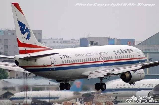 波音737-300